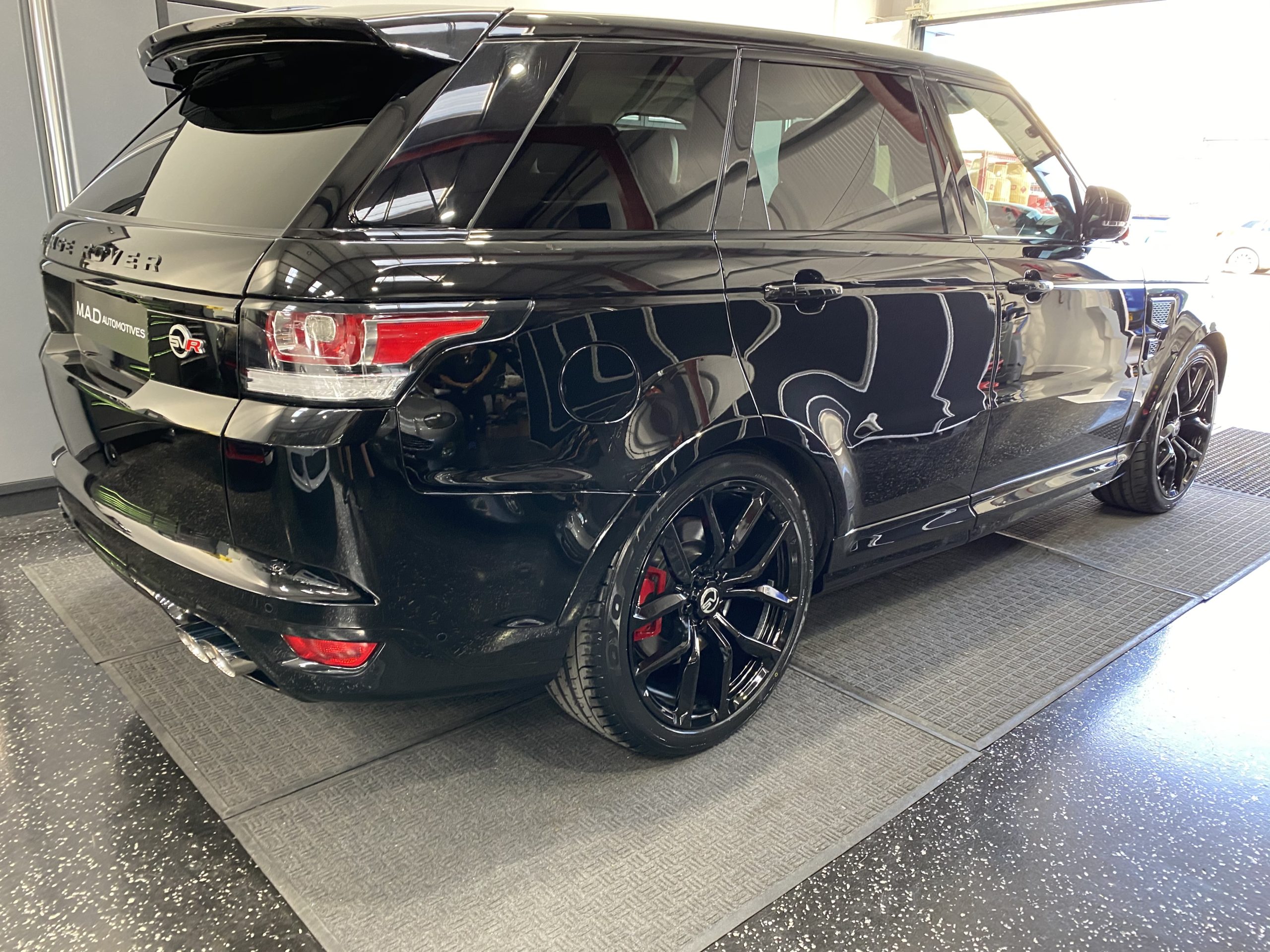 You are currently viewing Range Rover Sport (SVR Conversion)